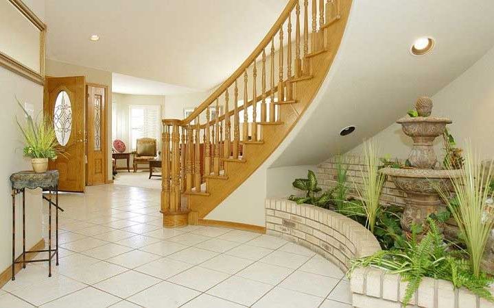 Decorating-Stairway-Space